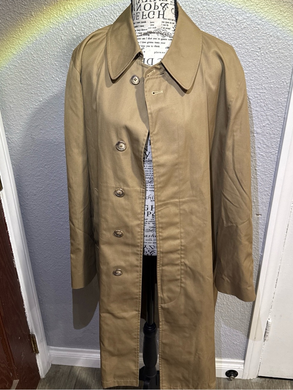 Nordstrom Men's Tan Trench Coat with Burgundy Label 40R